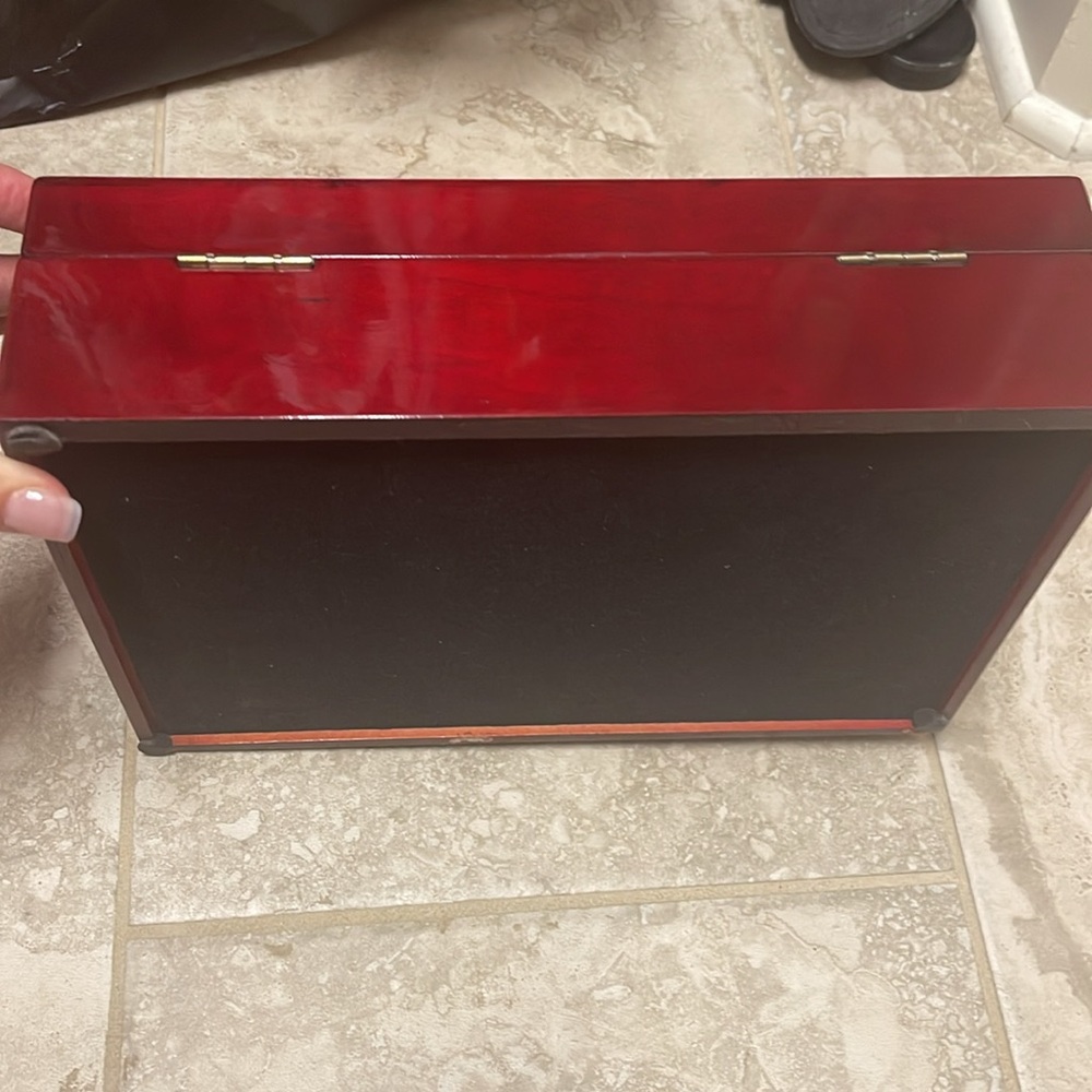 CHERRY WOOD DISPLAY WATCH BOX Jewelry Case WATCHES ⌚️⏱️ with key lock - Picture 10 of 10